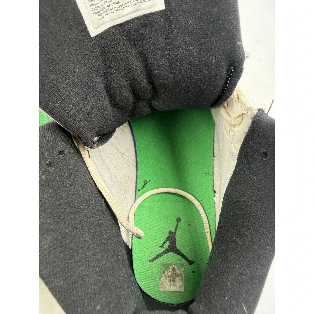 Size 11 - Jordan 13 Retro Lucky Green 2020 - (DB6537-113)